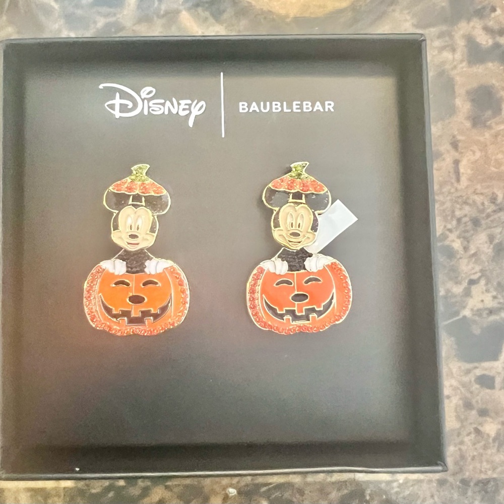 NIB Disney BaubleBar Mickey Pumpkin Earrings